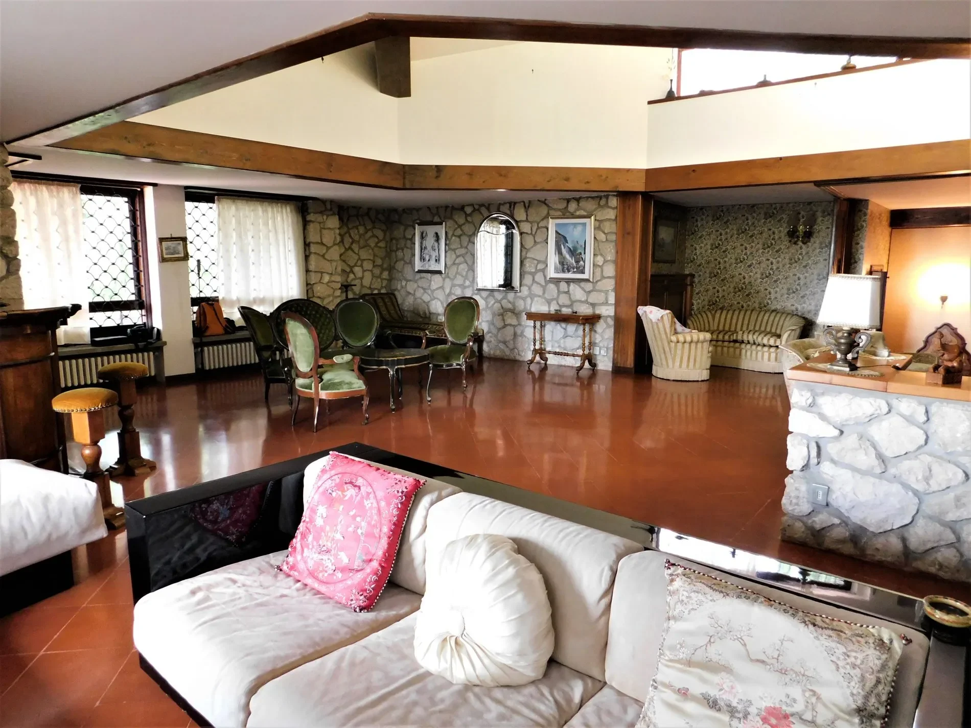 Gallery photo 1