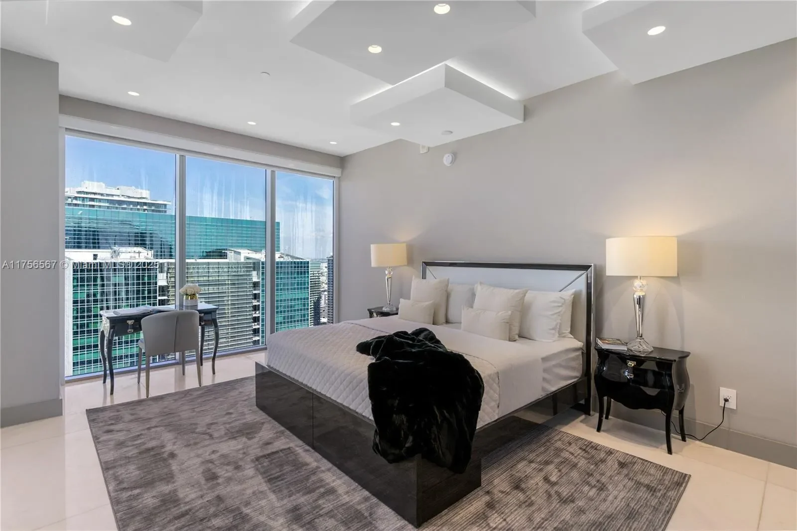 1300 Brickell Bay Dr, #4400, Miami, Florida, United States. - Photo 12