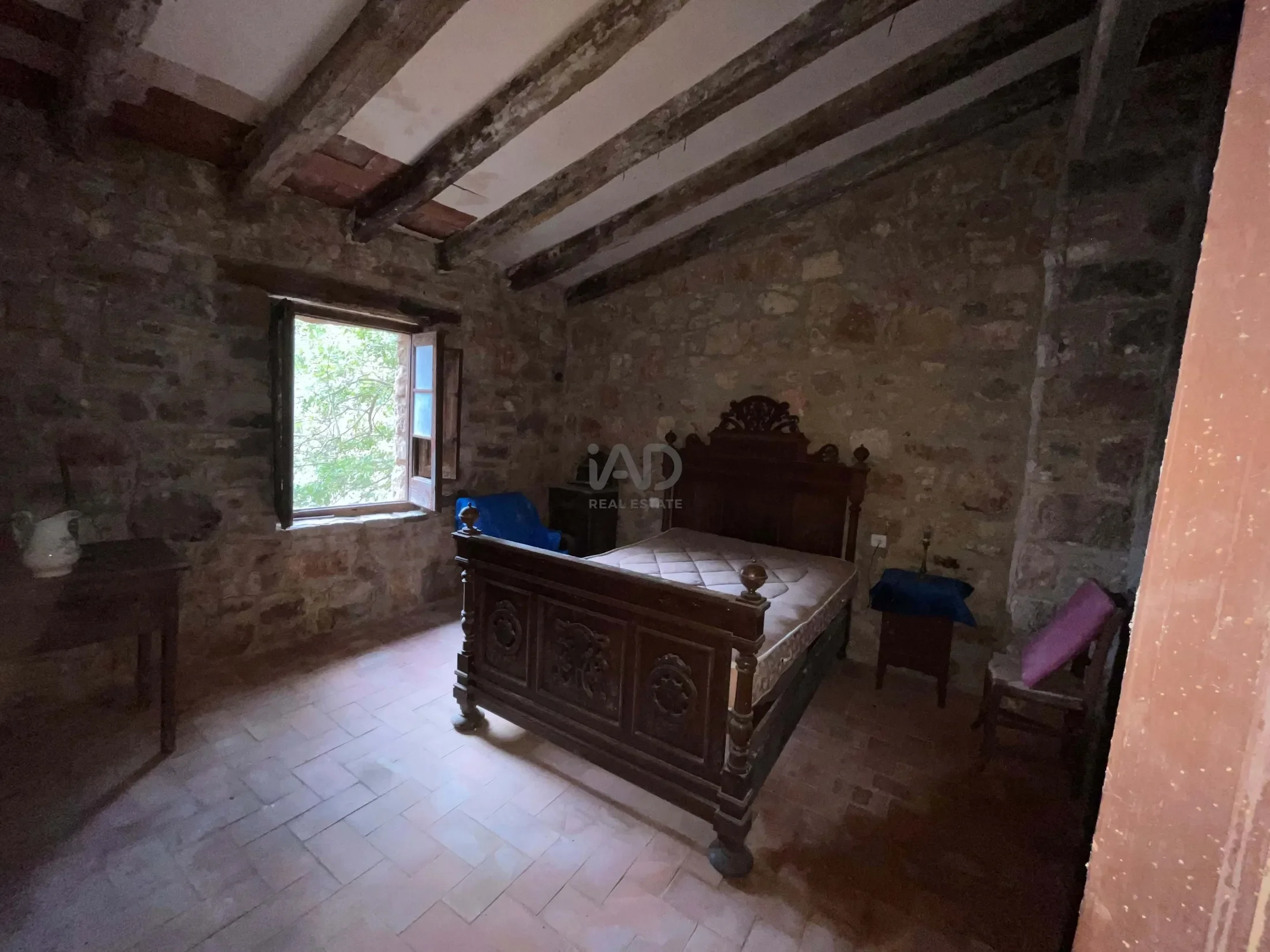 Gallery photo 2