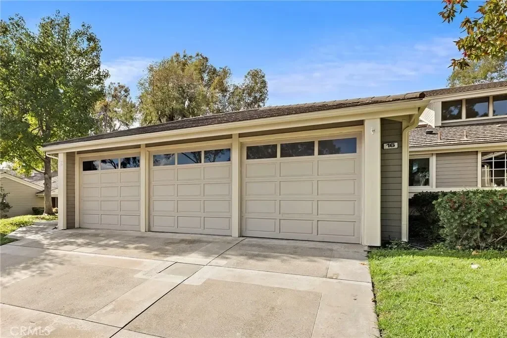 16 Morning Glory, Irvine, California, United States. - Photo 38