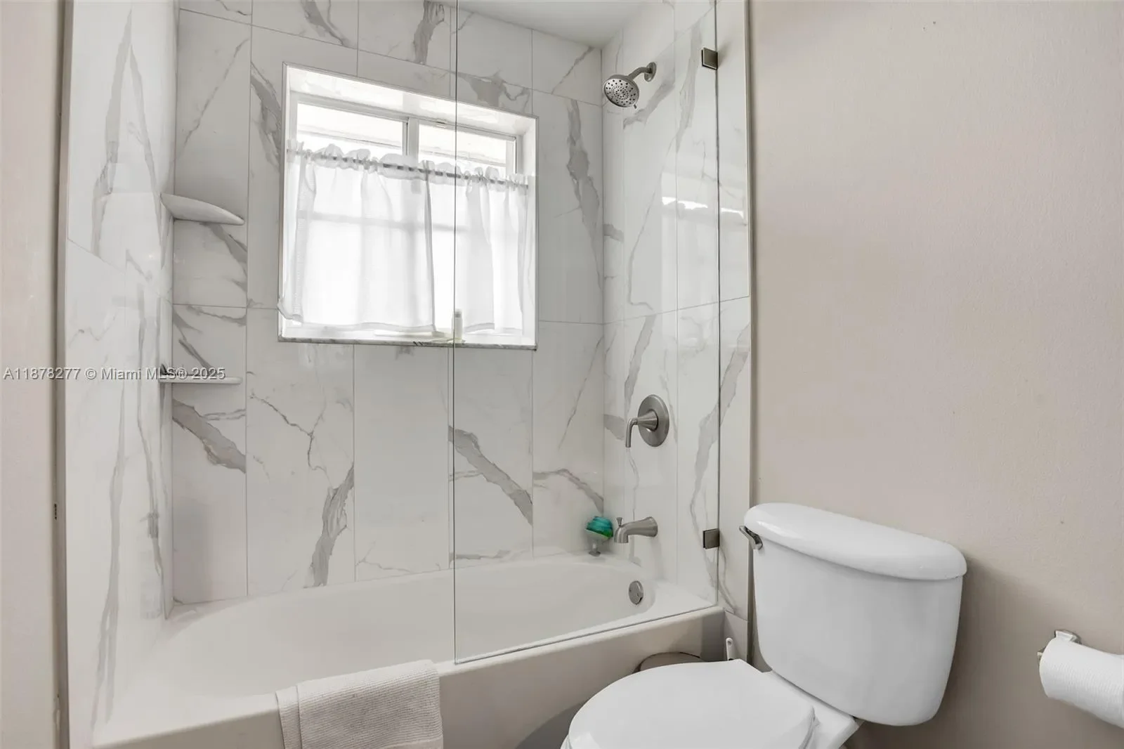 1242 Peregrine Way, Weston, Florida, United States. - Photo 30