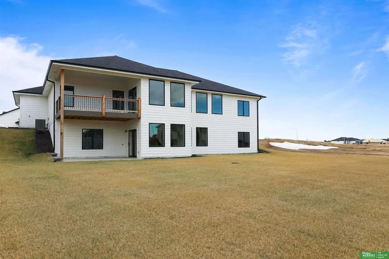 5509 N 212th Avenue, Elkhorn, NE 68022, Omaha, Nebraska, United States. - Photo 30