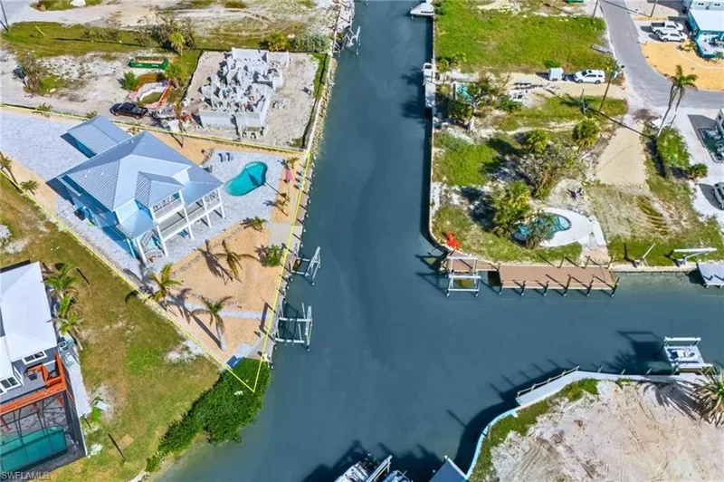 730 Matanzas CT, Fort Myers Beach, Florida, United States. - Photo 3