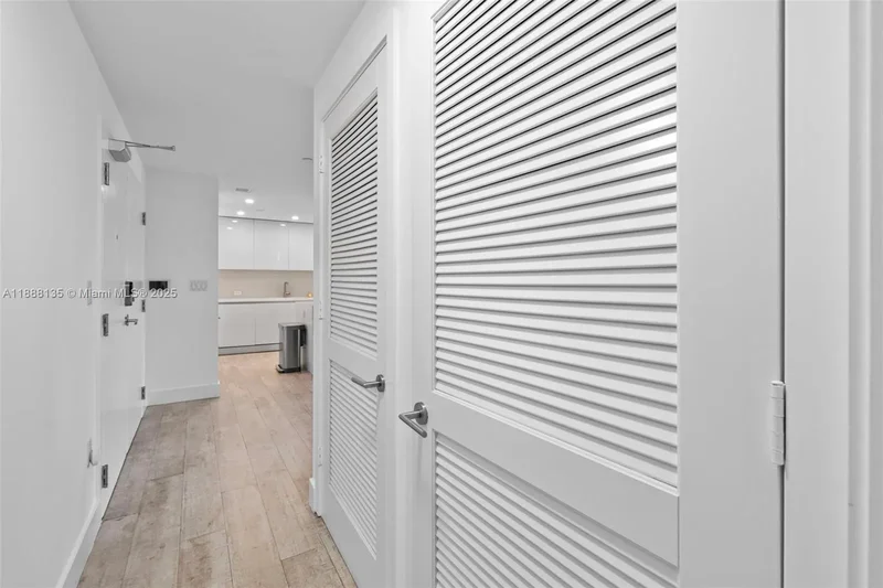 1201 20th St 304, Miami Beach, Florida, United States. - Photo 12