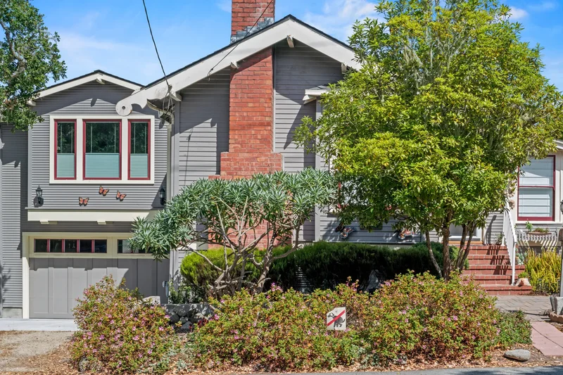 311 Walnut Street