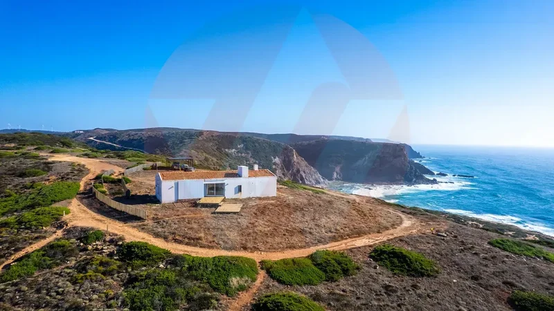 Monte do Engenheiro, Bordeira, Bordeira, Algarve, Portugal. - Photo 17