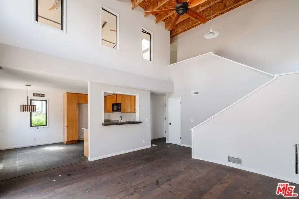 3875 Marcasel Avenue, Los Angeles, California, United States. - Photo 20