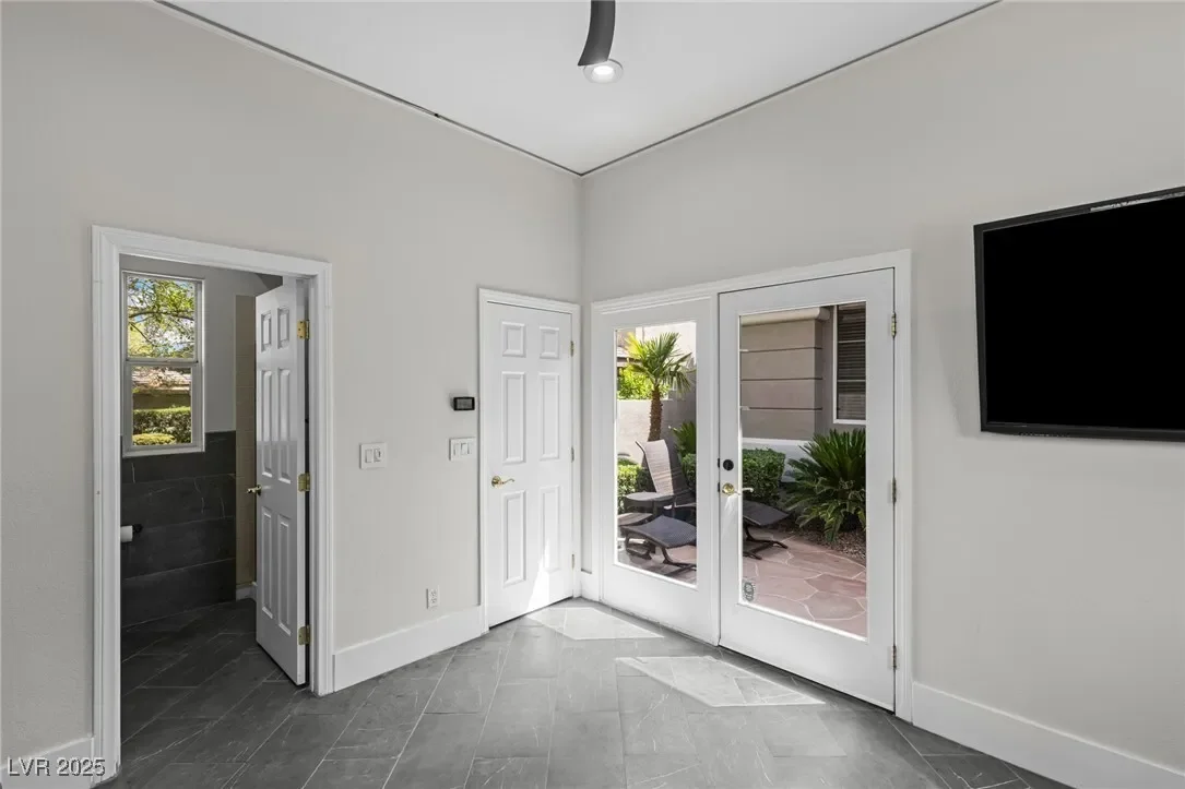 700 Pinnacle Heights Lane, Las Vegas, Nevada, United States. - Photo 38