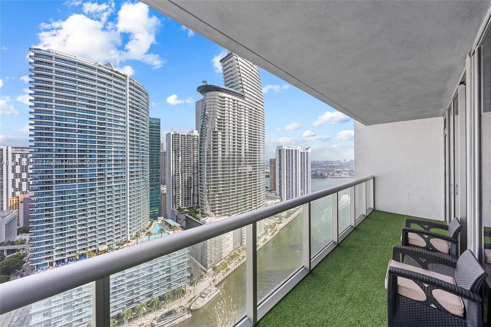 485 Brickell Ave 3503, Miami, Florida, United States. - Photo 14
