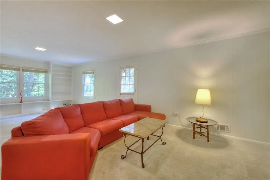 2659 Amberly Drive, Dunwoody, Georgia, United States. - Photo 19