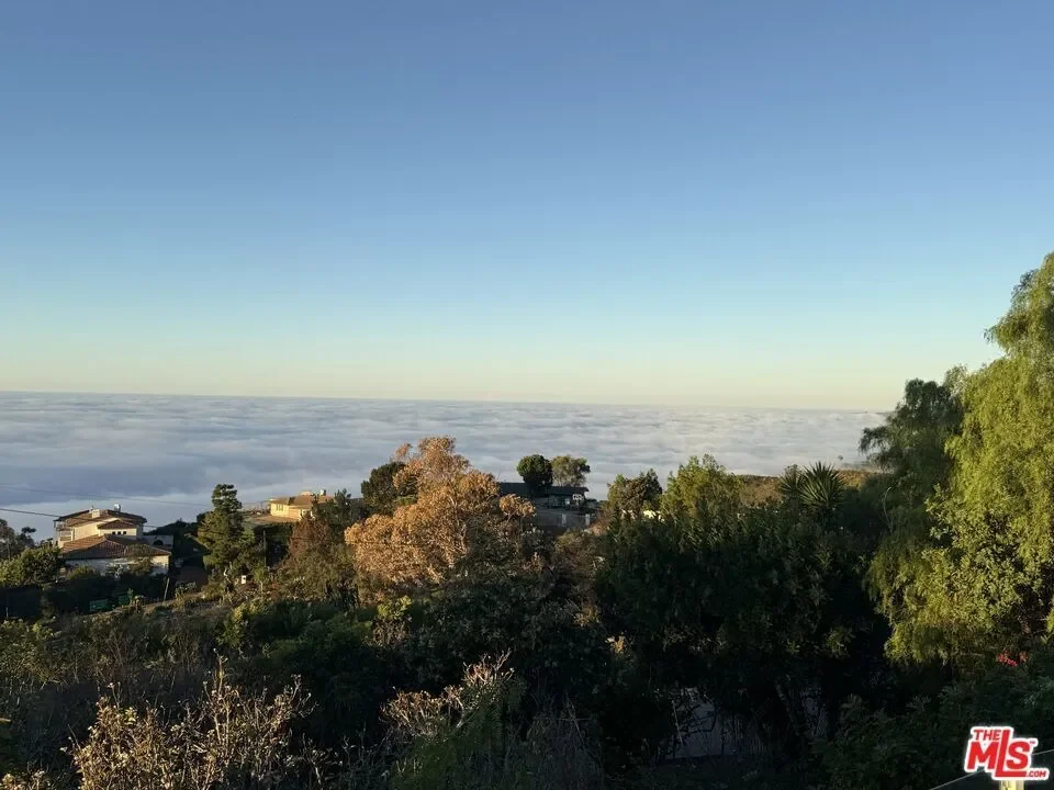 20776 Big Rock Drive, Malibu, California, United States. - Photo 1