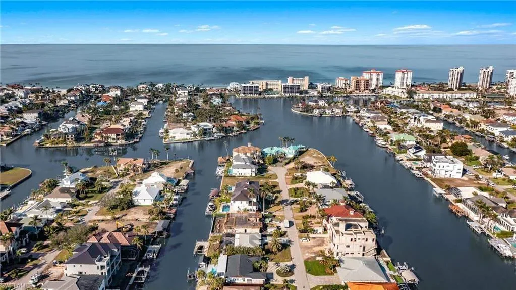 418 SEABEE AVE, Naples, FL, 34108, USA, Naples, Florida, United States. - Photo 3