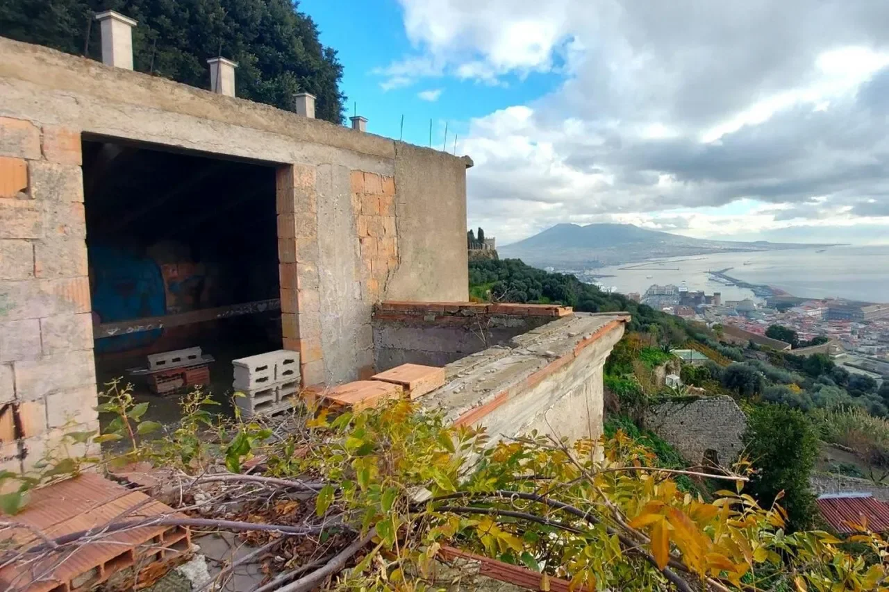 Rampe di Petraio, N. 21 Bis, Naples, Campania, Italy. - Photo 4