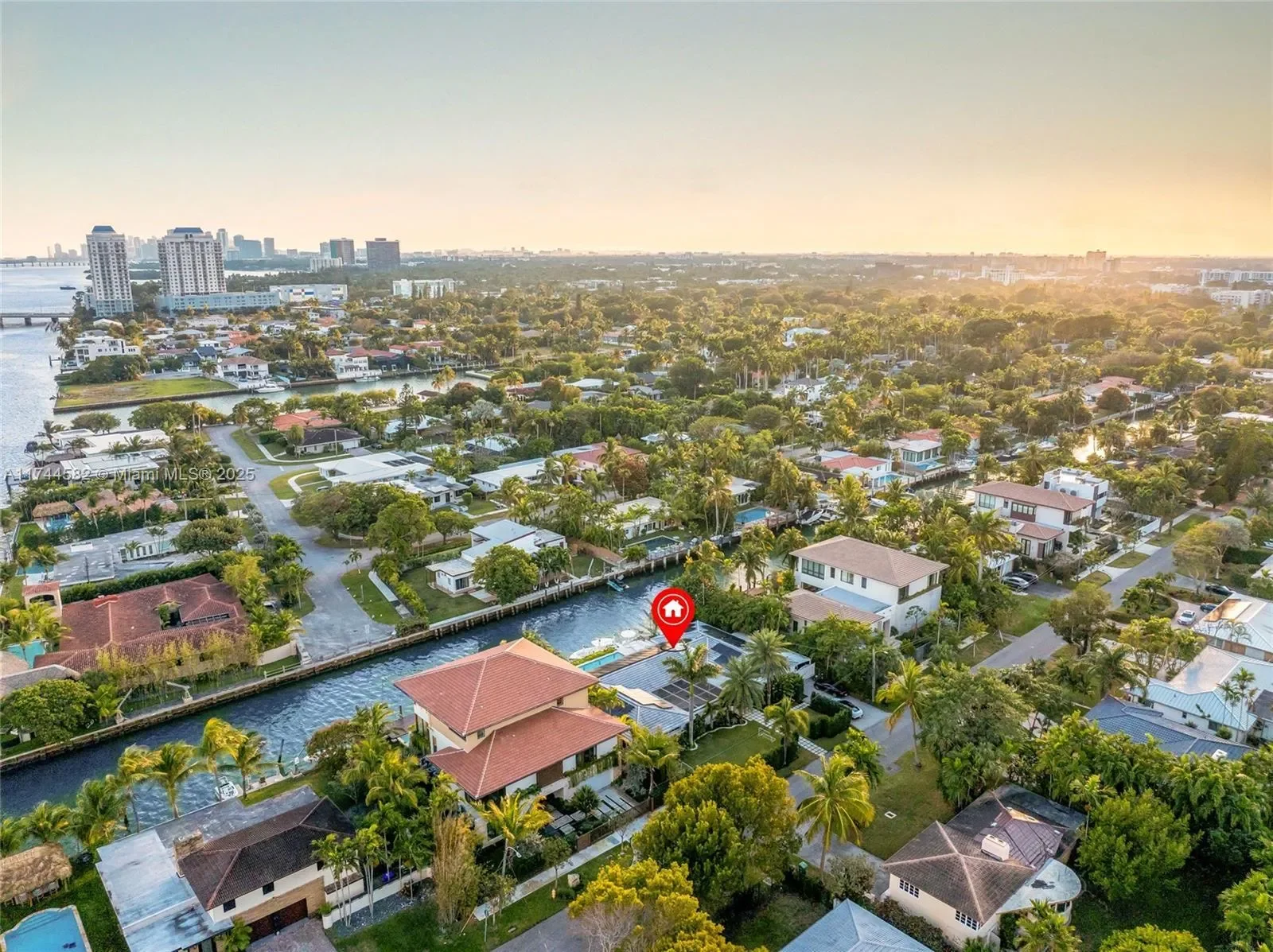 1250 NE 87th St, Miami, Florida, United States. - Photo 44