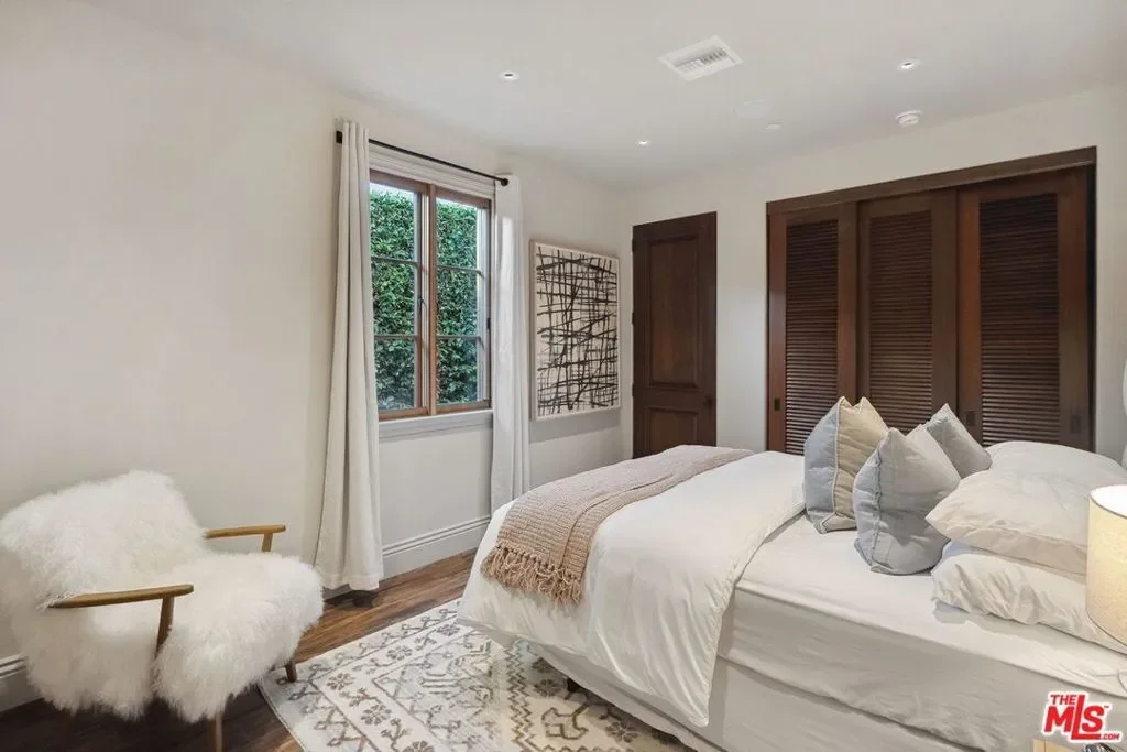 6882 Arizona Avenue, Los Angeles, California, United States. - Photo 17