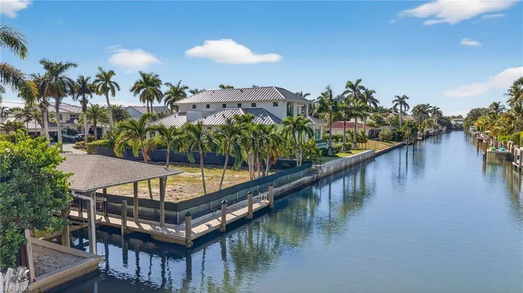 601 17TH AVE, Naples, FL, 34102, USA, Naples, Florida, United States. - Photo 13