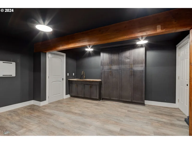 10230 NW GLOAMING LN, Portland, OR, 97229, USA, Portland, Oregon, United States. - Photo 29