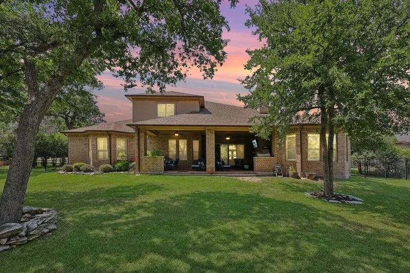 190 Estrella Crossing, Georgetown, TX 78628, Georgetown, Texas, United States. - Photo 38