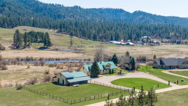 69 River Ranch Rd, Garden Valley, ID 83622, Garden Valley, Idaho, United States. - Photo 5