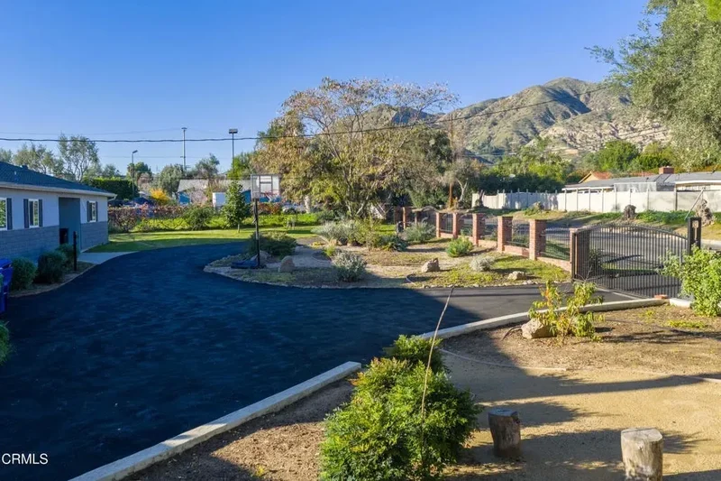 13615 Herrick Avenue, Los Angeles, California, United States. - Photo 45