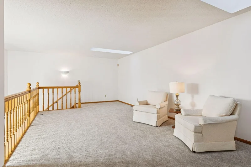 703 Wesley Ln, Mendota Heights, MN 55118, West Saint Paul, Minnesota, United States. - Photo 48