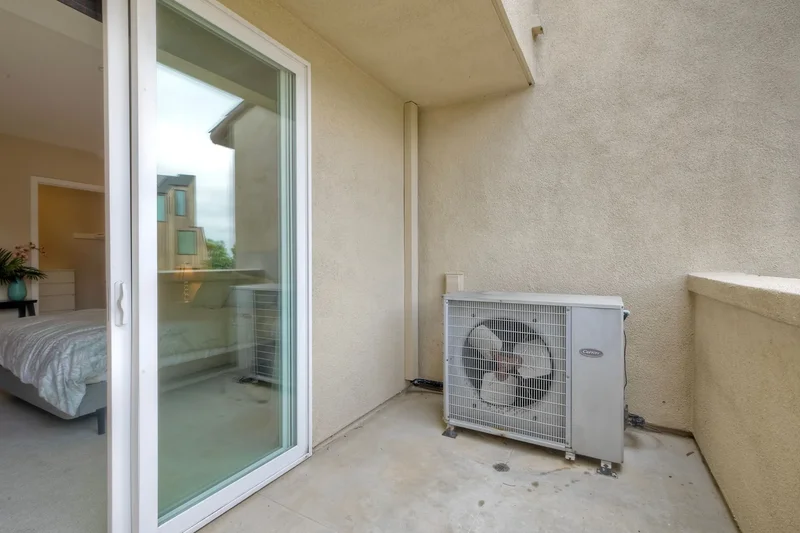 543 Laguna Drive , Carlsbad, CA 92008, Carlsbad, California, United States. - Photo 49
