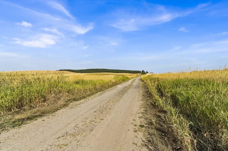 8597 W Rolling Hills Road, Worley, ID 83876, Worley, Idaho, United States. - Photo 26