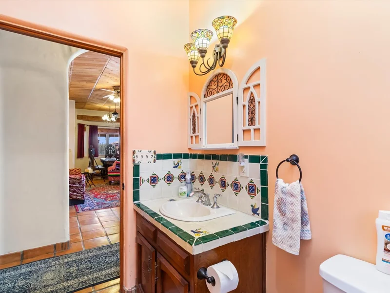 850 Nm 599 Frontage, Santa Fe, NM 87507, Santa Fe, New Mexico, United States. - Photo 34
