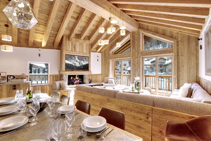 Val-d'Isère, Auvergne-Rhône-Alpes, France. - Photo 1