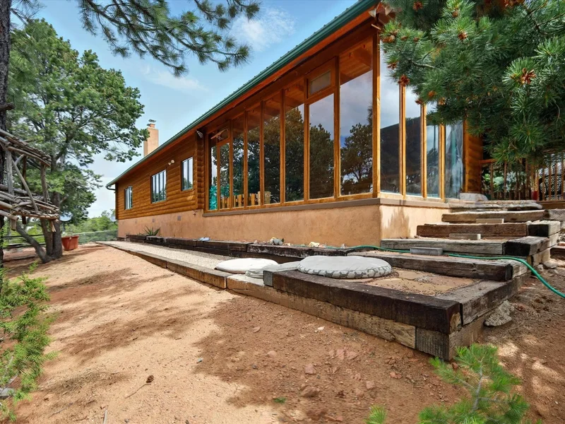 125 Apache Canyon Trail, Santa Fe, NM 87505, Santa Fe, New Mexico, United States. - Photo 32