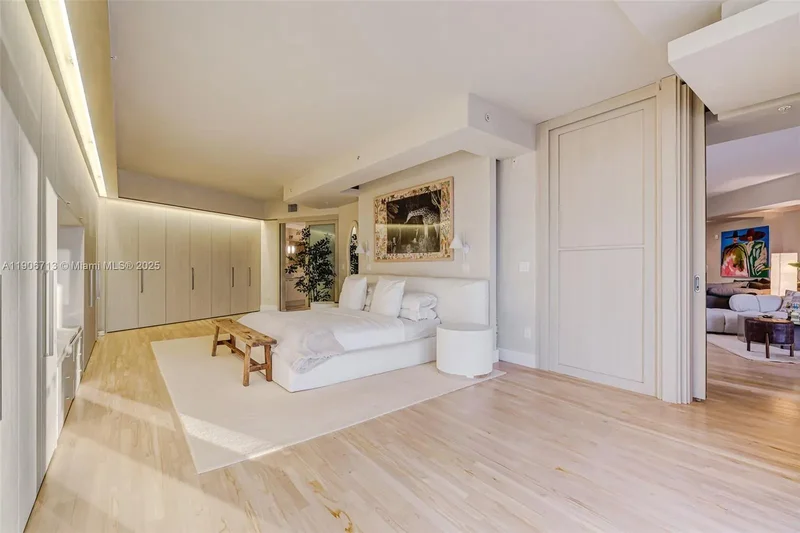 2001 Meridian Ave 307, Miami Beach, Florida, United States. - Photo 21