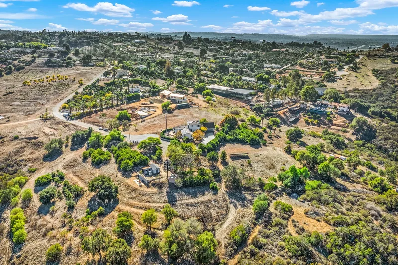 1589 Aldorado Drive , Vista, CA 92084, Vista, California, United States. - Photo 6