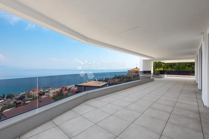 Flat Opatija Centar, Opatija, 545,79m2