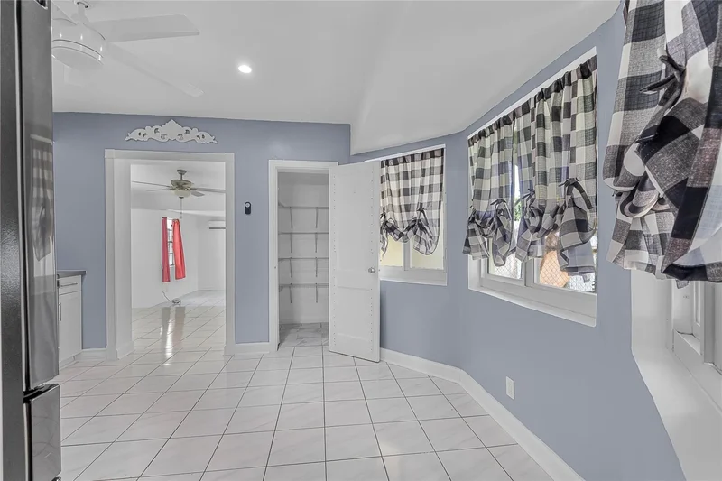 2820 Fletcher St, Hollywood, Florida, United States. - Photo 13