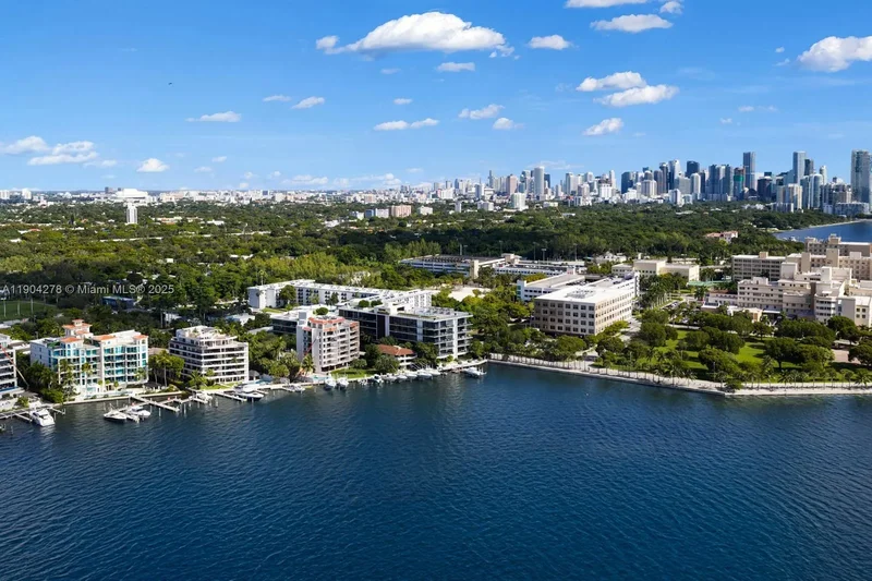 3581 E Glencoe St 501, Miami, Florida, United States. - Photo 43