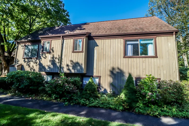 664 Osage Lane A, Stratford, CT 06614, Stratford, Connecticut, United States. - Photo 3