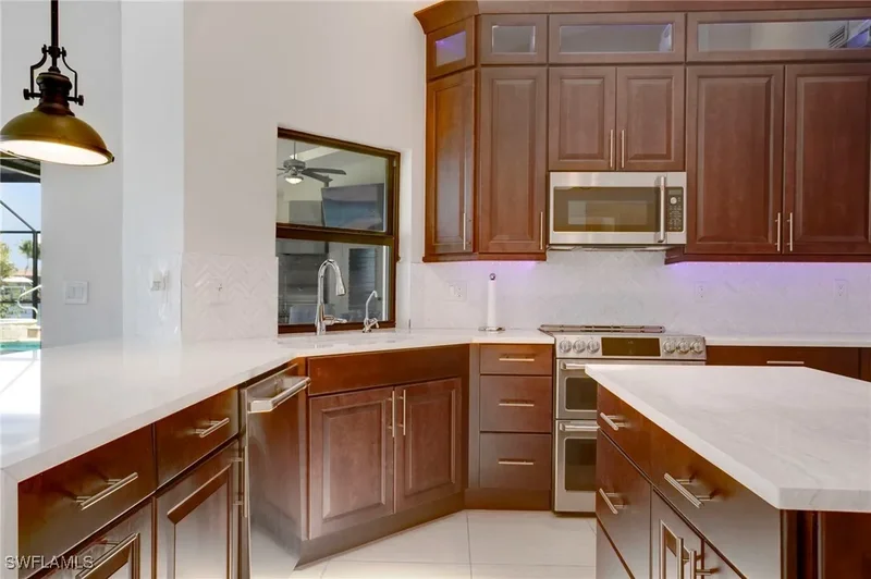 3605 SE 18th Avenue, Cape Coral, Florida, United States. - Photo 12