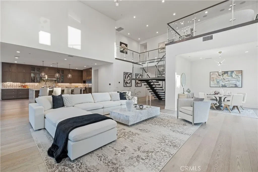 11029 Lurline Avenue, Chatsworth, CA, 91311, USA, Los Angeles, California, United States. - Photo 50