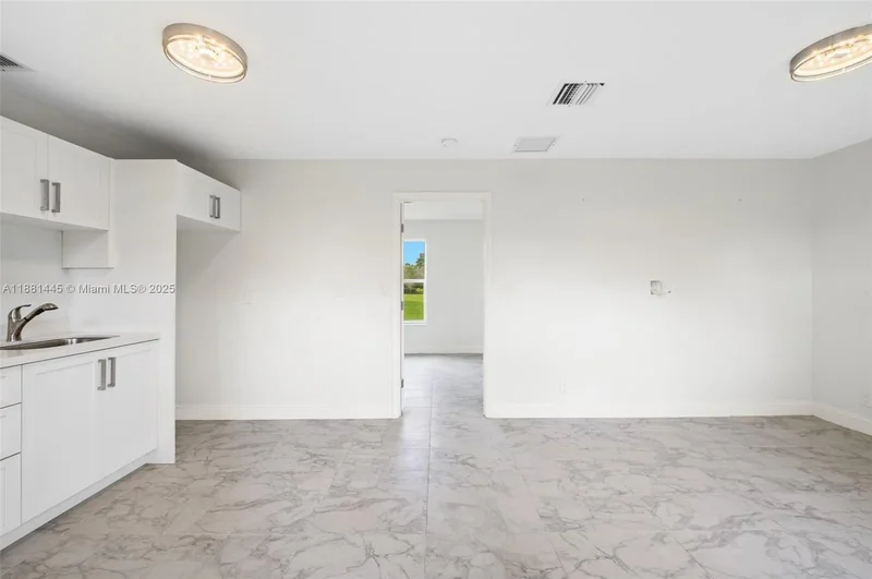 2400 SW 112th Ave, Davie, FL 33325, Davie, Florida, United States. - Photo 56