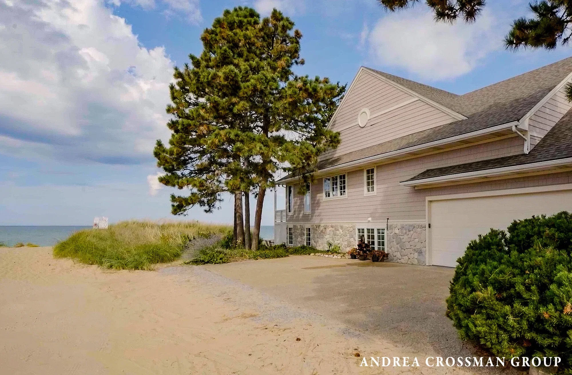 1020 Lions Park Drive, St. Joseph, MI 49085, St. Joseph, Michigan, United States. - Photo 14