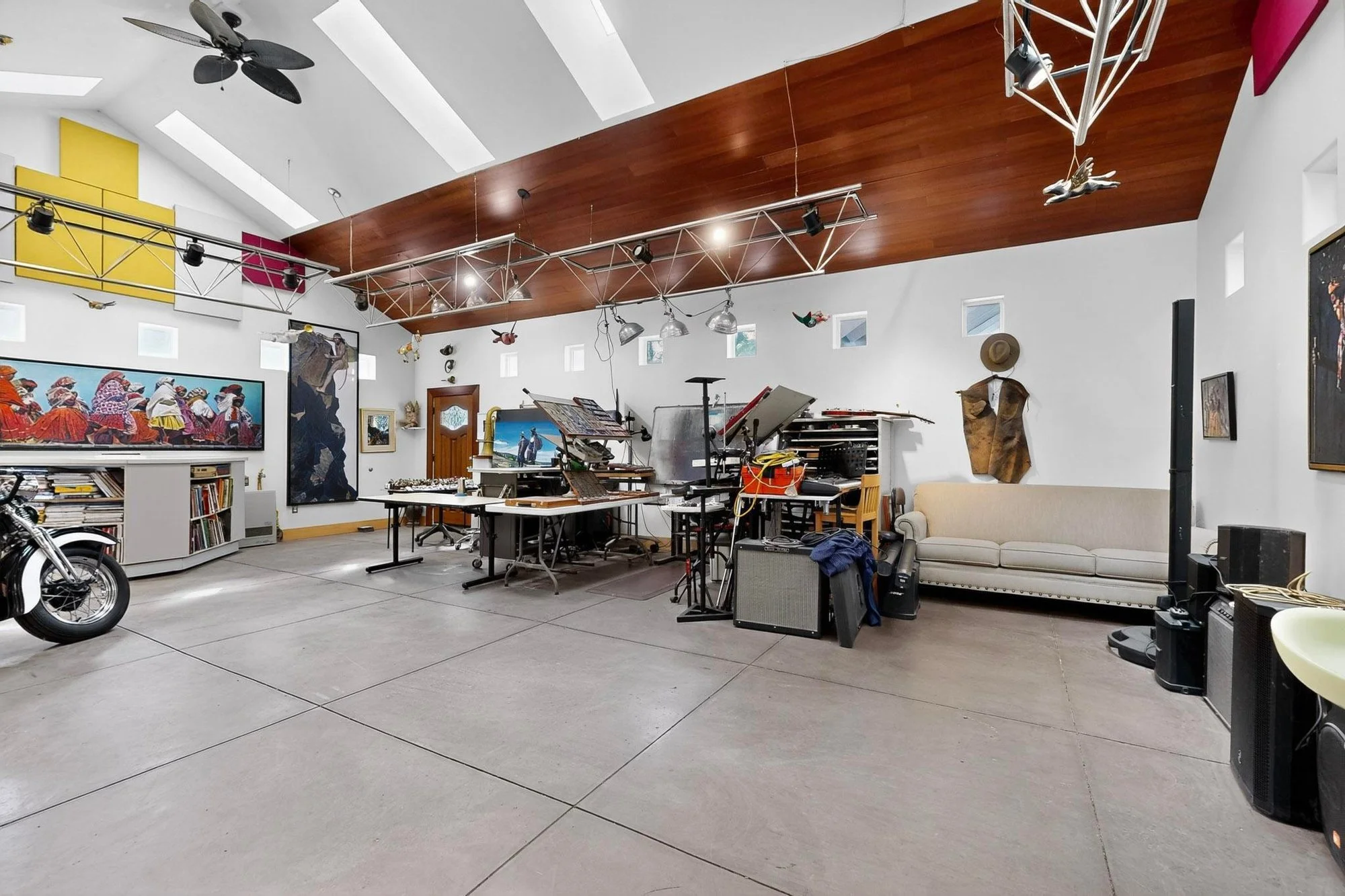 Gallery photo 12