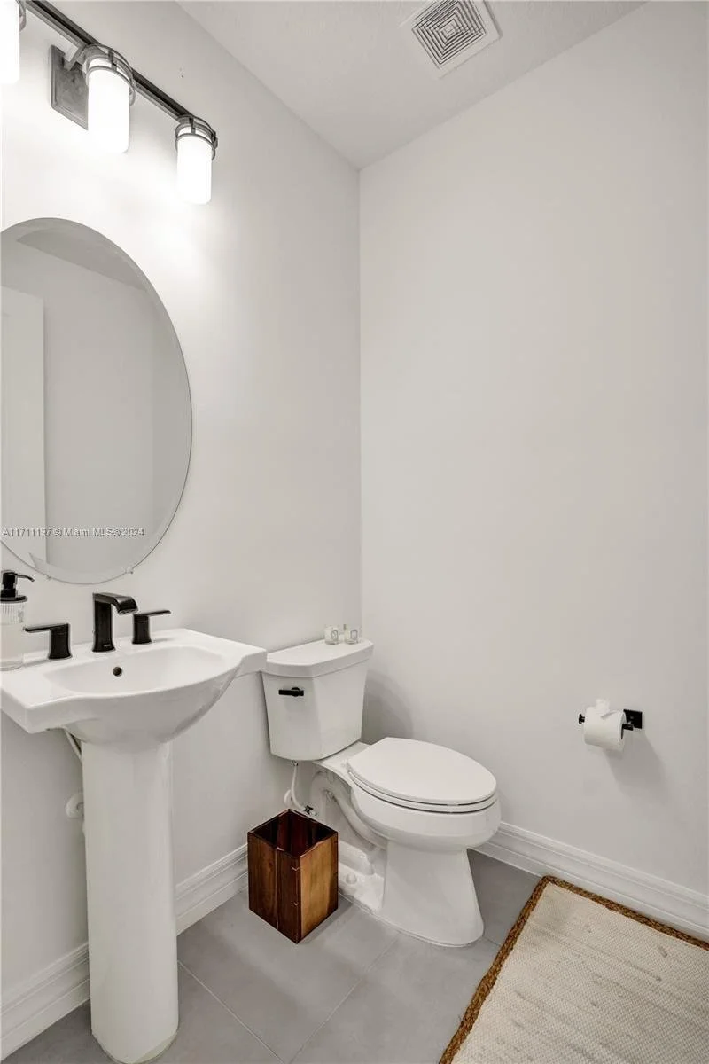 Gallery photo 4