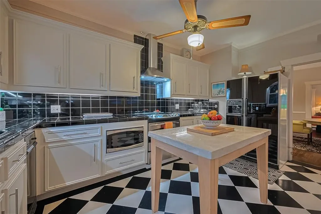 1406 Maryland Street, Houston, Texas, United States. - Photo 9