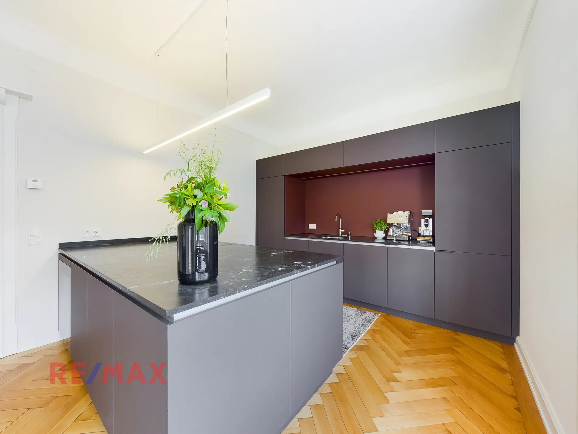 Gallery photo 6