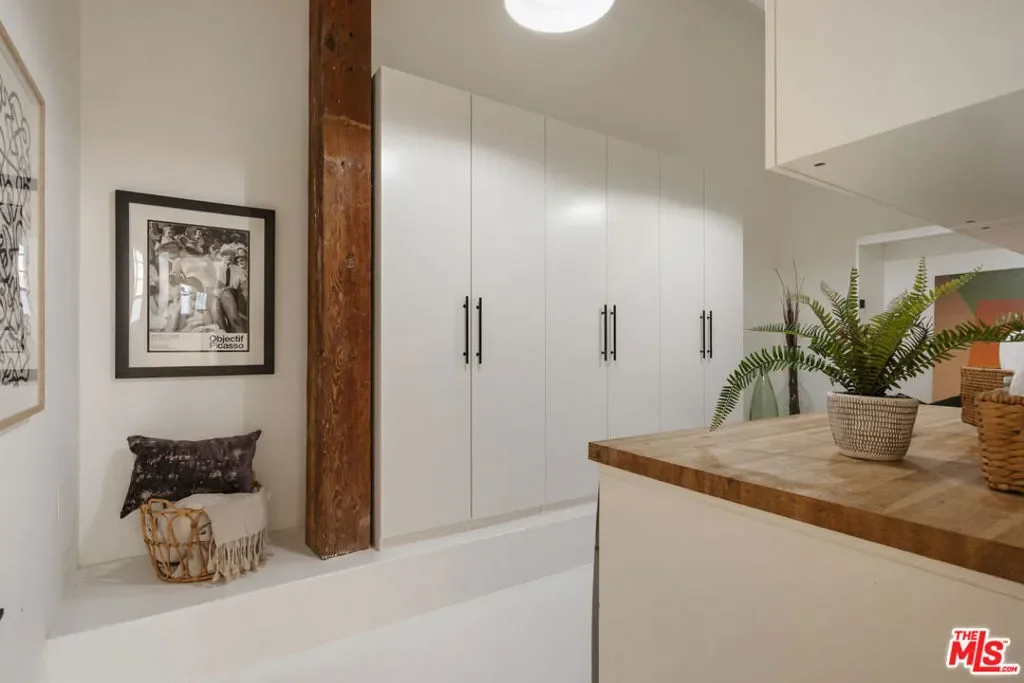 500 Molino Street 101, Los Angeles, California, United States. - Photo 11