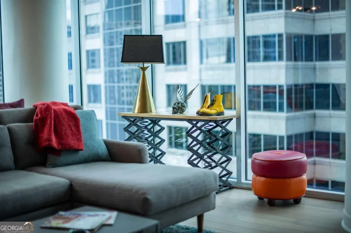 Gallery photo 9