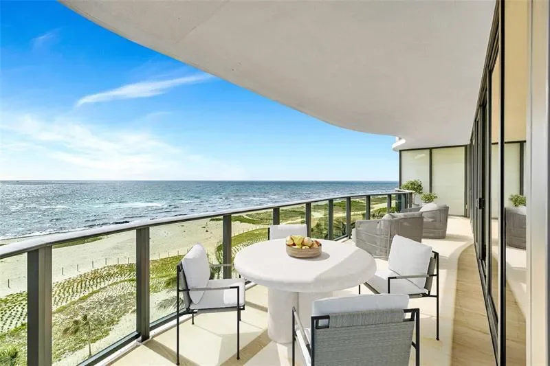 3 Bedrooms Condominium