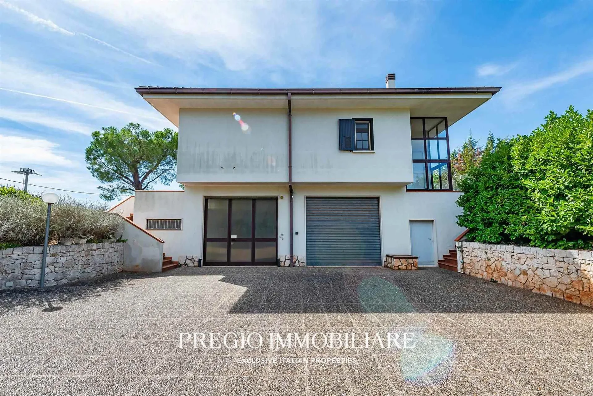 Exterior photo 11