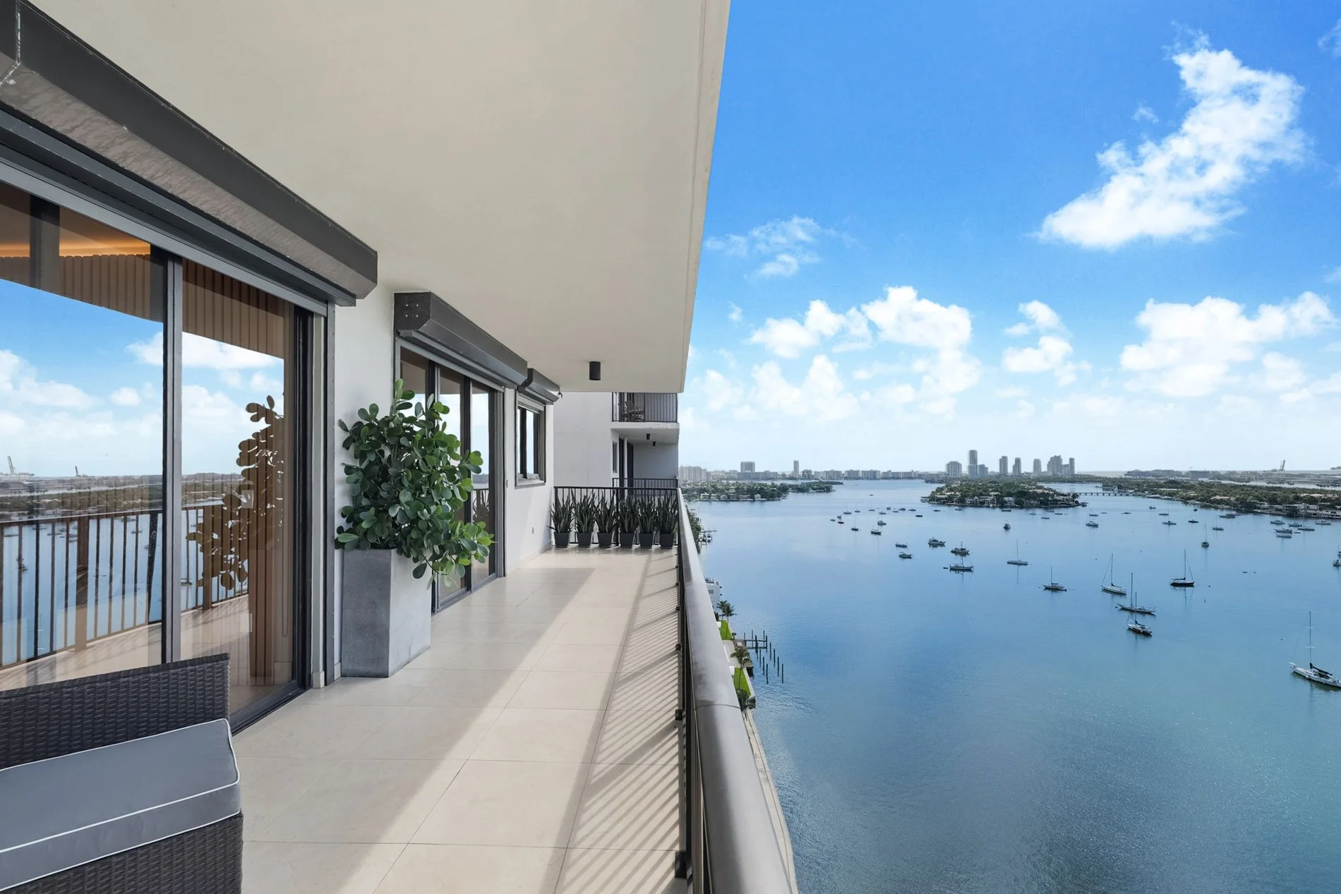 1000 Venetian Way , Miami Beach, FL 33139, Miami Beach, Florida, United States. - Photo 24
