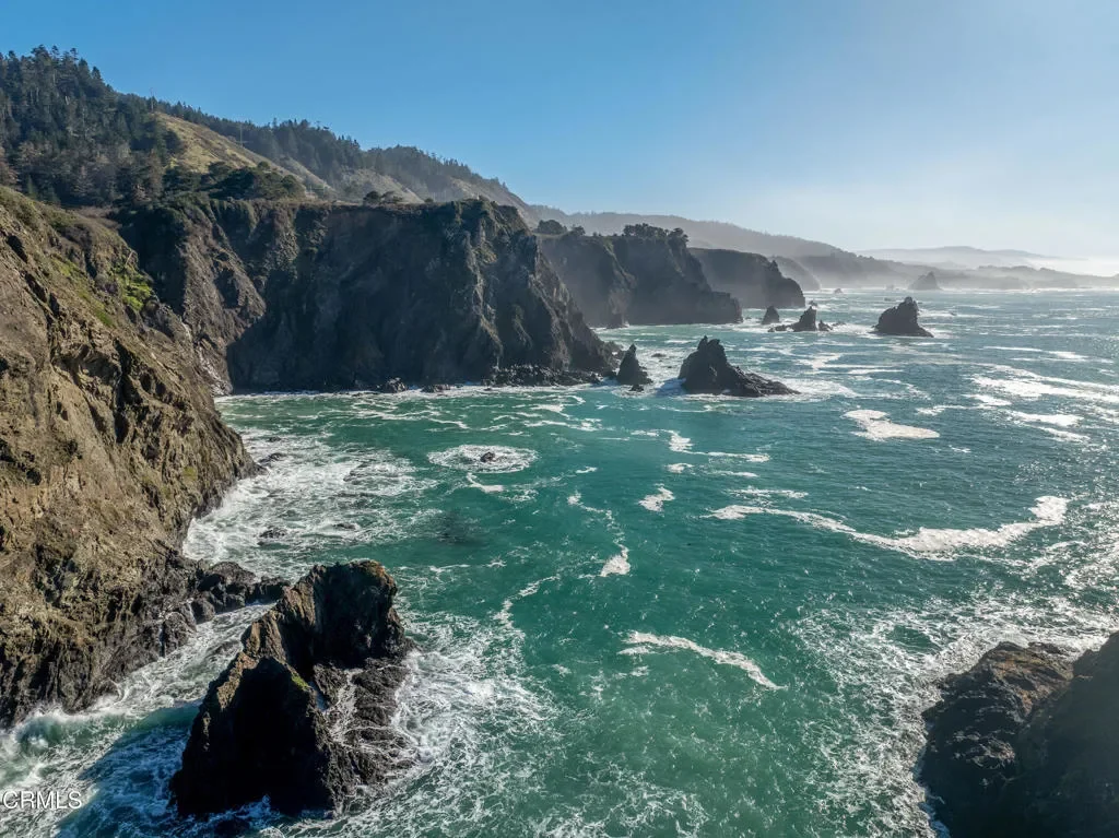 1990 S Highway 1, Albion, California, United States. - Photo 46